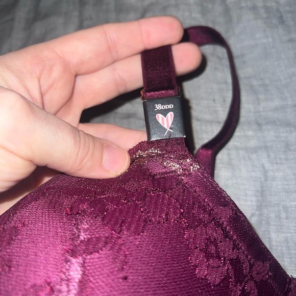 NWT Victoria’s Secret Lingerie Set - Picture 3 of 7